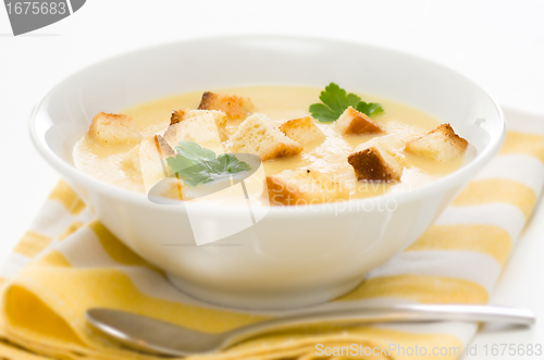 Image of leek, potato and celery soup