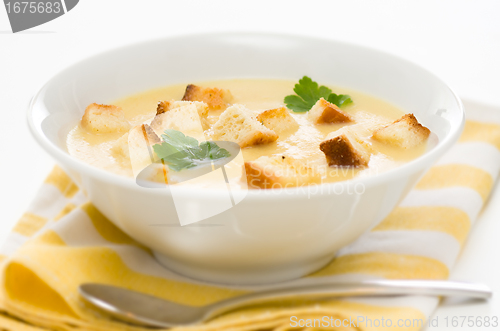 Image of leek, potato and celery soup