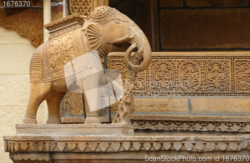 Image of elephant sculpture