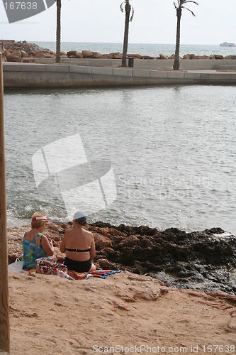 Image of A lovely day by the sea