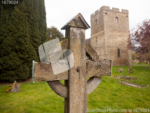 Image of Old wooden cross in Stokesay graveyard