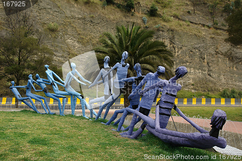 Image of the monument to pulling people. quito. ecuador.