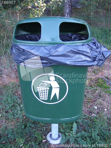 Image of Trash bin