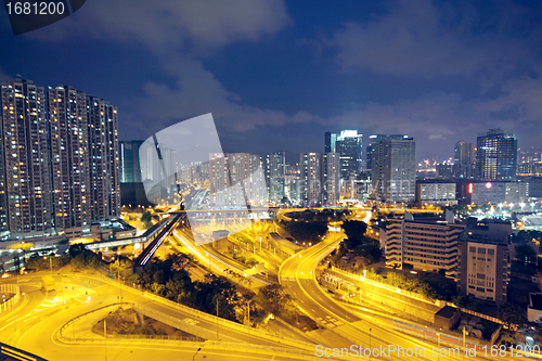 Image of traffic in Hong Kong at night 