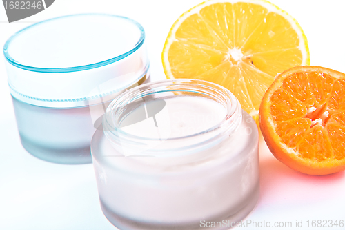 Image of revitalizing cream