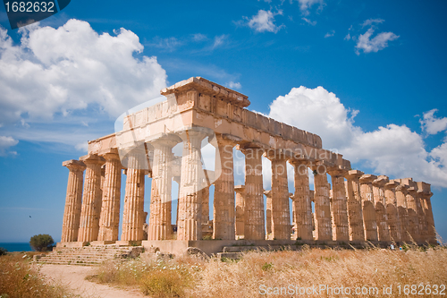 Image of Greek temple in Selinunte