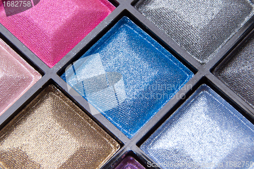 Image of compact eyeshadows