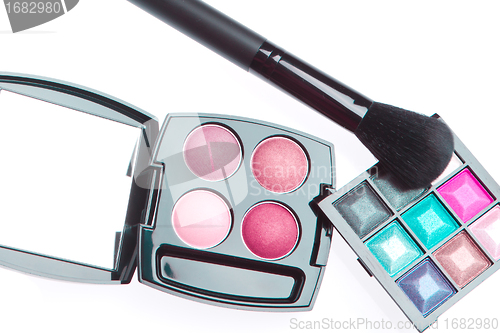 Image of compact eyeshadows