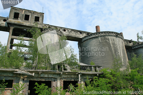 Image of Cement plant.