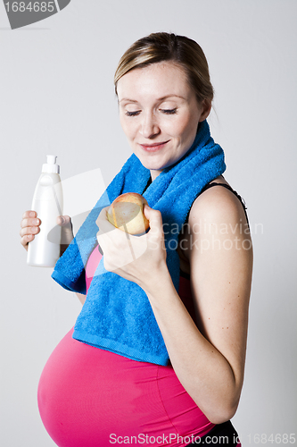 Image of Healthy pregnant woman