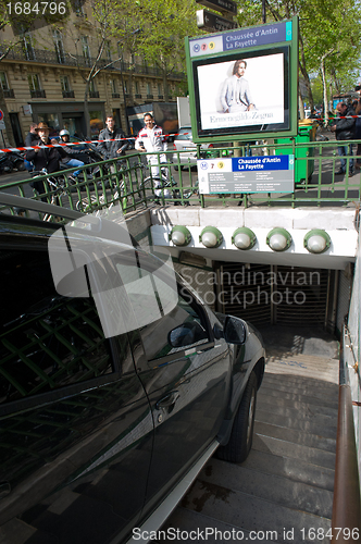 Image of Mistake of driver in Paris