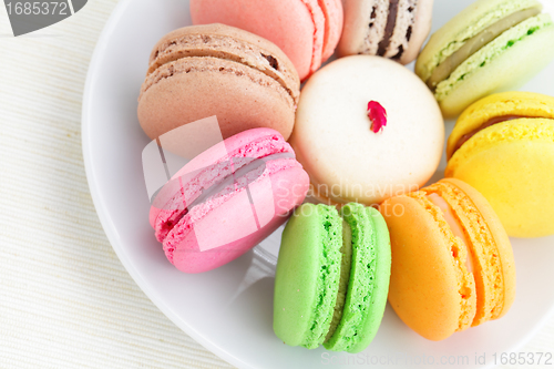 Image of colorful french macarons
