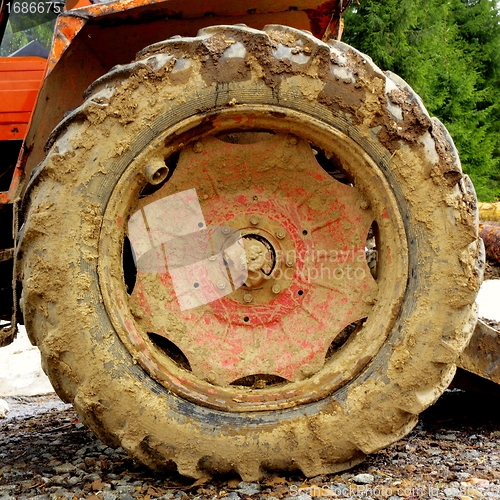 Image of dirty wheel