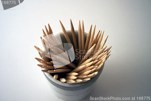 Image of bunch of toothpicks