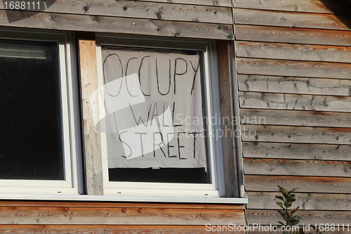 Image of occupy wall street window sign