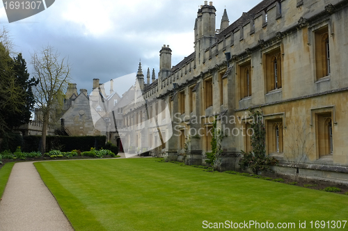 Image of Oxford college exterior