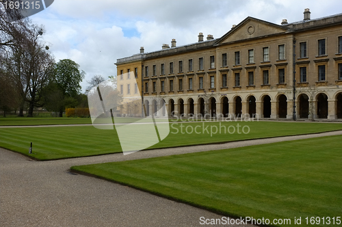 Image of Oxford college courtyard