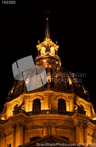 Image of Le Hôtel des Invalides at Night