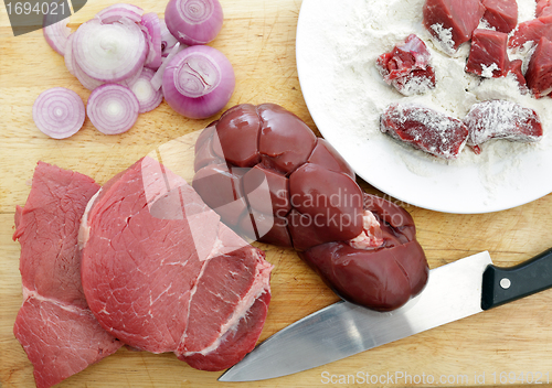 Image of Steak and kidney pie ingredients