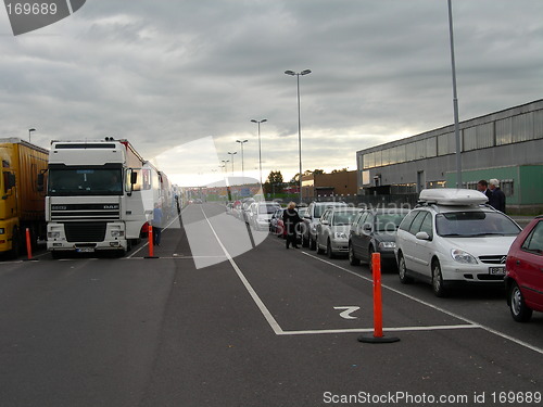 Image of Queing for ferry in Horten in Norway