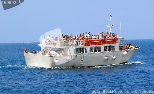 Image of Motor Boat w/ Tourists