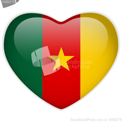 Image of Cameroon Flag Heart Glossy Button