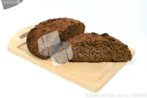 Image of Brown bread on the board