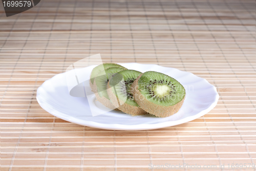 Image of Some kiwi on the plate
