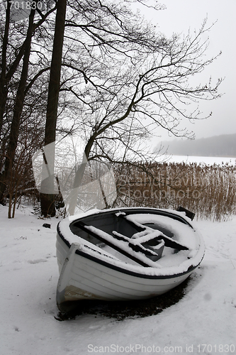 Image of foggy winter boat