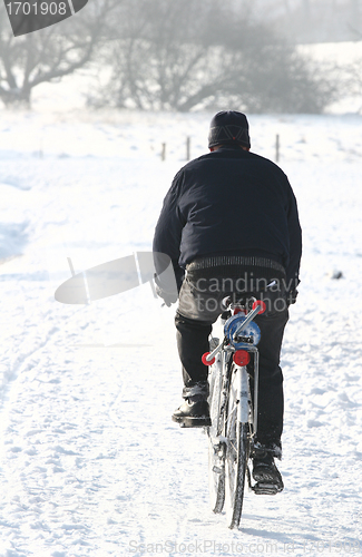 Image of bike on snow