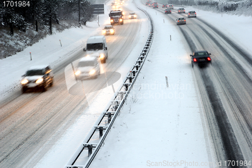 Image of night traffic in winter