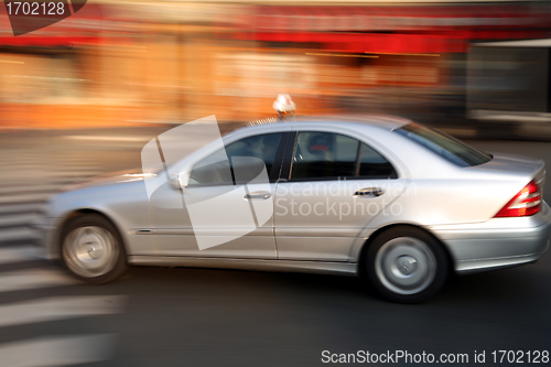 Image of traffic in paris