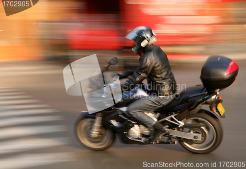 Image of traffic in paris