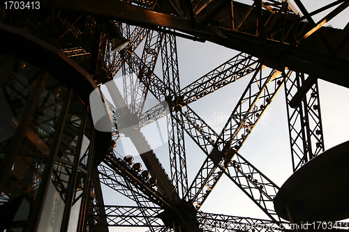 Image of tourists in paris