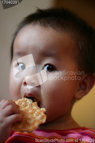 Image of children eating