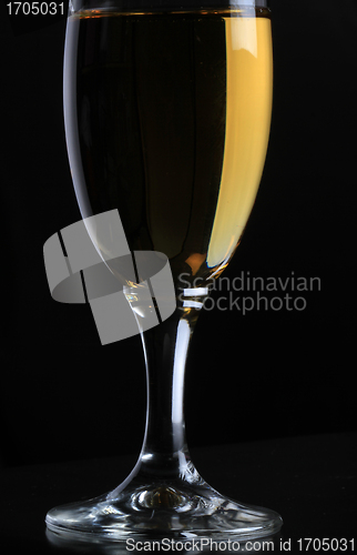 Image of Glass of vine