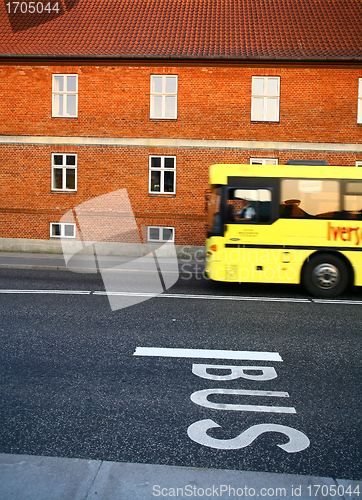 Image of bus