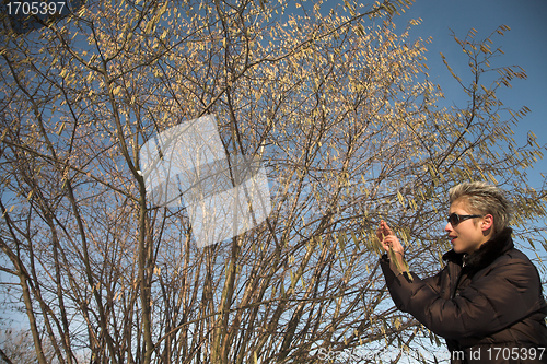 Image of happy woman outdoor
