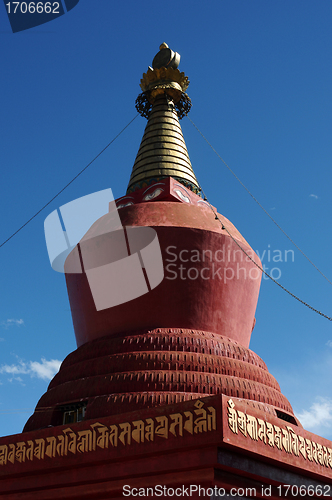 Image of Red stupa in Tibet