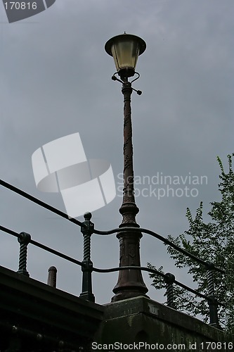 Image of street lamp