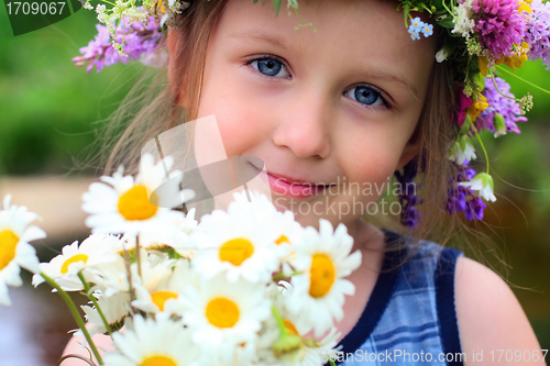 Image of girl in the wreath