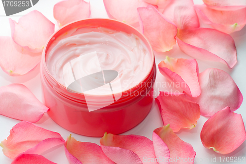 Image of cosmetic cream