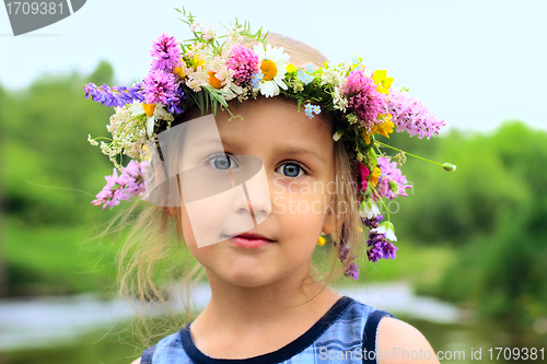 Image of girl in the wreath