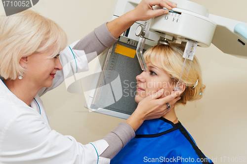Image of dental teeth digial diagnostic imaging system