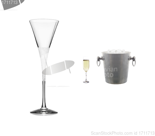 Image of empty and full champagne glass