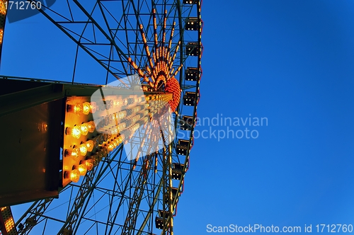 Image of Ferris wheel at dusk