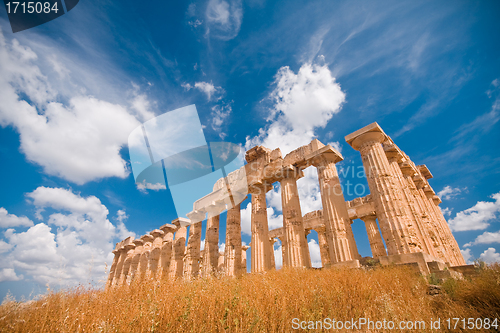 Image of Greek temple in Selinunte