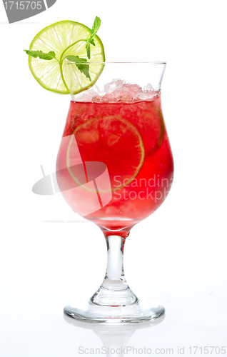 Image of red cocktail with ice and lime
