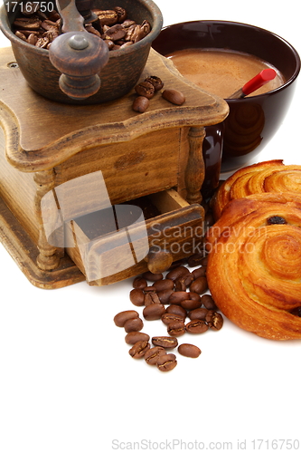 Image of Coffee and buns on a white background.