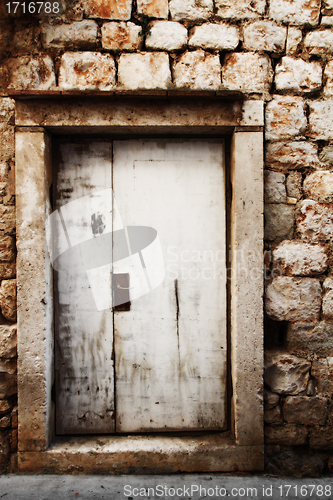 Image of old wooden door